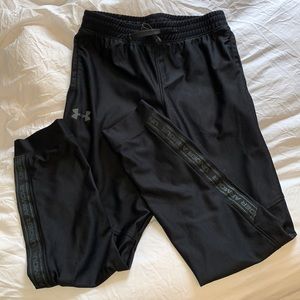 boys under armour pants